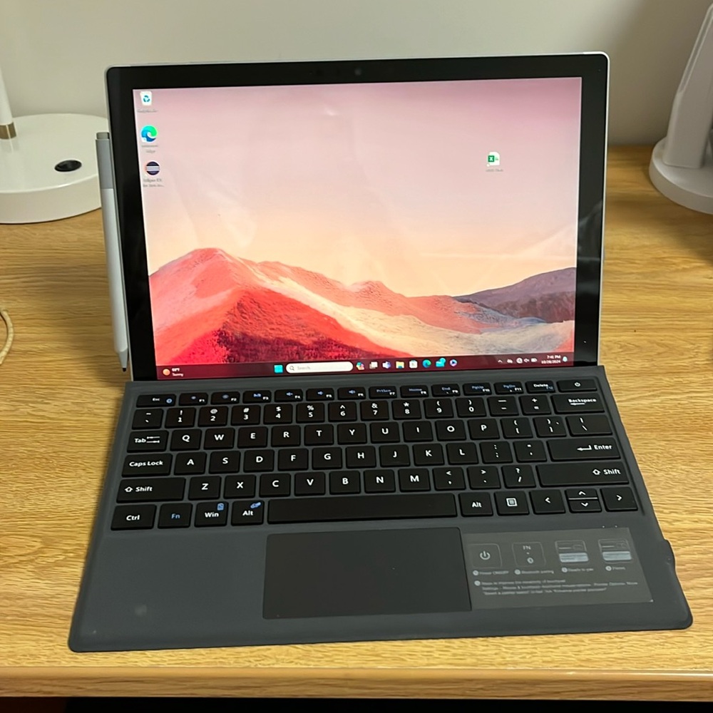 Microsoft Surface Pro Black Tablet
